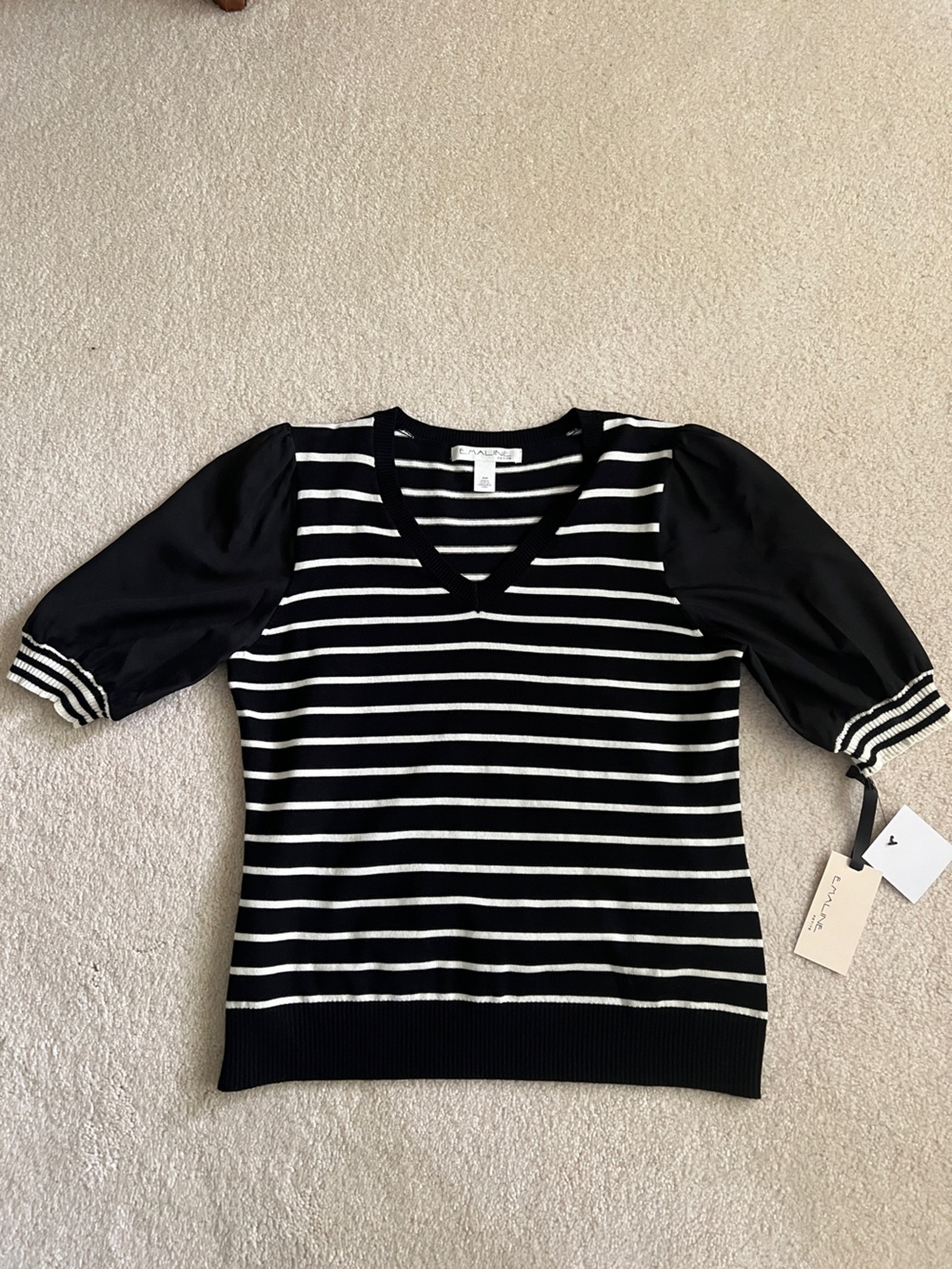 Black & White Striped V-Neck Puff Sleeve Top